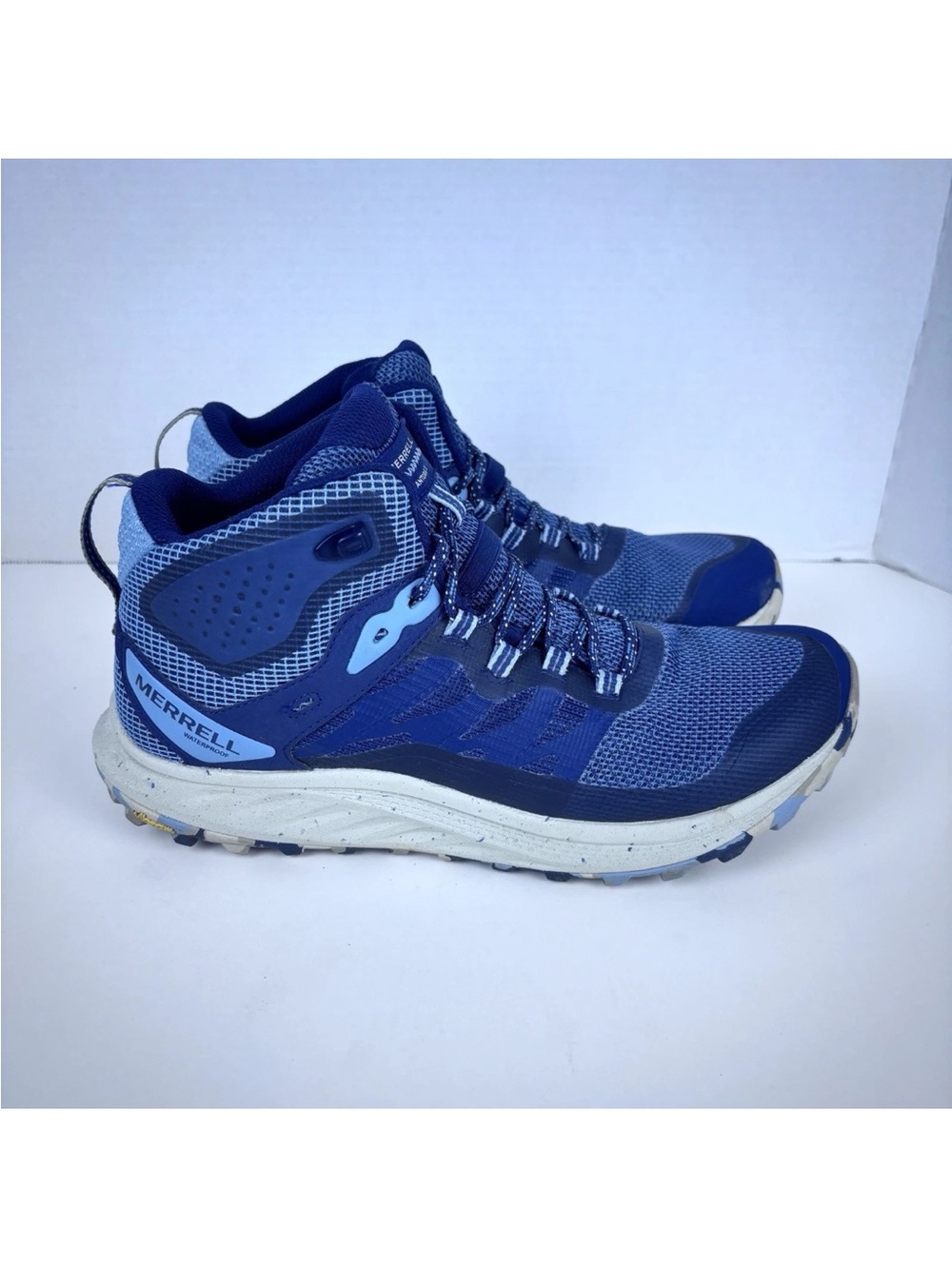 Merrell Antora 3 Mid Women’s Size 11 Waterproof Hiking Trail Boots Blue Vibram